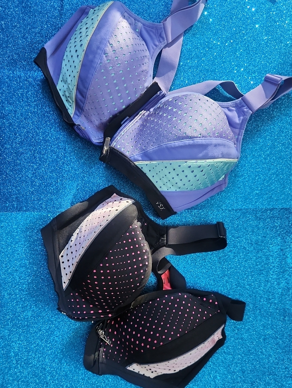 Victoria's Secret Sports Zip Front Bras 34D